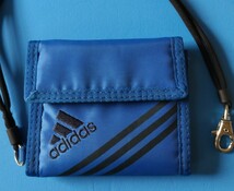 adidas アディダス　二つ折り 財布　マジックテープ_画像1