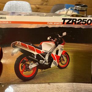 ヤマハ　TZR250 カタログ　当時　検索※ GT RG GS CB Z RZ W CBX FX ホーク SS マッハBEET 旧車　絶版　NSR TZ ガンマ RD Γ KR FZR 400 