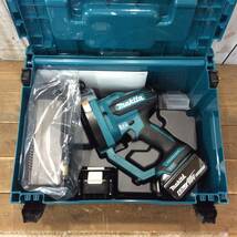 【TH-1739】未使用 makita マキタ 18V 6.0Ah 充電式全ネジカッタ　SC102DRGX　本体+バッテリ2個+充電器+ケース　フルセット_画像4