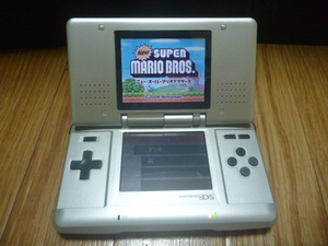 【綺麗♪使用回数少なめ♪】■□■初代 任天堂 Nintendo DS NTR-001 ニンテンドー■□■