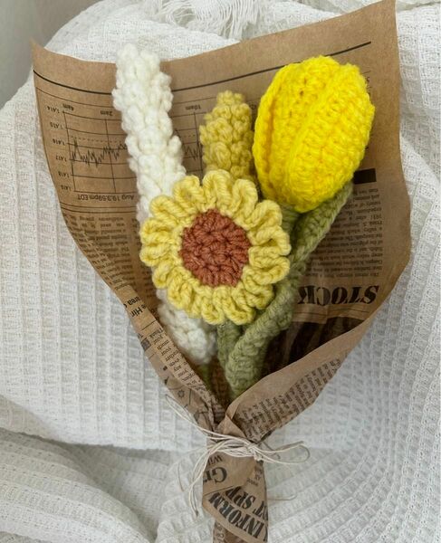毛糸で編んだお花 ハンドメイド