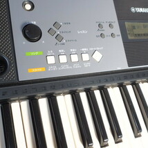 美品 YAMAHA PSR-E233 キーボード 61鍵盤 2011年製 電子ピアノ 楽器/160サイズ_画像3