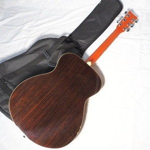 美品 YAMAHA FS830 アコースティックギター ケース付き ダスクサンレッド べっ甲ピックガード アバロン貝インレイ 楽器/170サイズの画像2