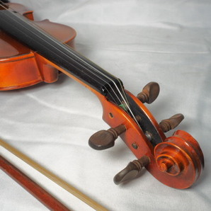 Kiso Suzuki No.180 バイオリン 1/8 Anno 1974 弓 ケース付き ストラディバリウスモデル 木曽鈴木 楽器/100サイズの画像4