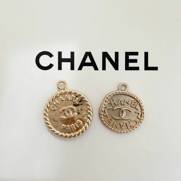 CHANEL ヴィンテージ　チャーム　ゴールド