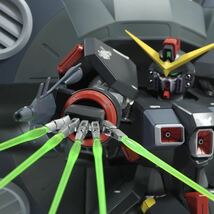 HG 1/144 デストロイガンダム 全塗装　完成品 徹底塗り分け　ガンダムSEED DESTINY 一円スタート　1円スタート　hgce ラスト1_画像2