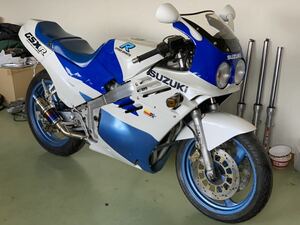 スズキ GSX-R400 GK71F 後期　室内保管で綺麗ですが書類なし　cbr cbx vfr nsr fzr fz rz rzr gpz zxr rg