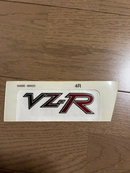 【未使用】日産 サニー パルサー ルキノ N51 VZ-R エンブレム