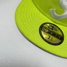 W◎ Supreme シュプリーム Characters S Logo New ERA ニューエラ 59FIFTY ネオン グリーン キャップ 帽子 汚れ有り_画像2