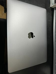 MacBookAir(2018 13インチ)MREA2J/A Corei5(1.6GHz) 8GB 128GB シルバー