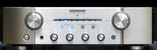 Marantz　PM8004プリメインアンプ