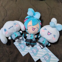 新品 タグ付き! 初音ミクシナモンロール ミニぬいぐるみ 全３種セット 初音ミク シナモンロール サンリオ ぬいぐるみ コラボぬいぐるみ_画像1