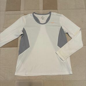 NIKE ナイキ　DRI-FIT 長袖Tシャツ