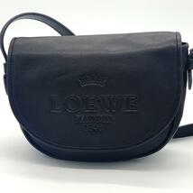 【極美品】 LOEWE ロエベ ヘリテージ ショルダーバッグ ブラウン系 茶 レザー 本革 ゴールド金具 南京錠 クロスボディ メンズ レディース_画像2