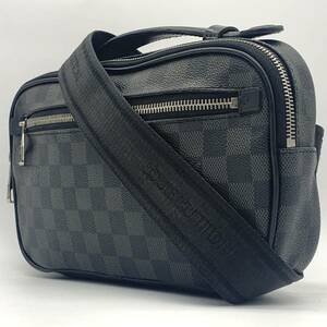 極美品 LOUIS VUITTON ルイヴィトン ダミエ グラフィット アンブレール ボディバッグ N41289 バムバッグ ショルダー ブラック 2way メンズ