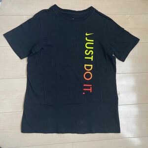 NIKE ナイキ Tシャツ ジュニアL 150センチ　黒 ブラック 