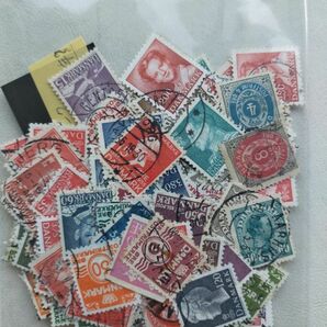 【知】外国切手 デンマーク小型５００枚＋2s/s 記念主体(済) 大量 おまとめ お家で過ごそう 切手を楽しもう /2659の画像2