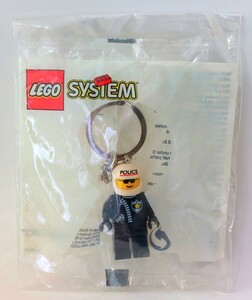 送料200円～未使用!1996年当時物!LEGO SYSIEM「レゴ POLICE ポリス(警察官) 」フィギュア キーリング キーホルダー ブロック 人形 おもちゃ