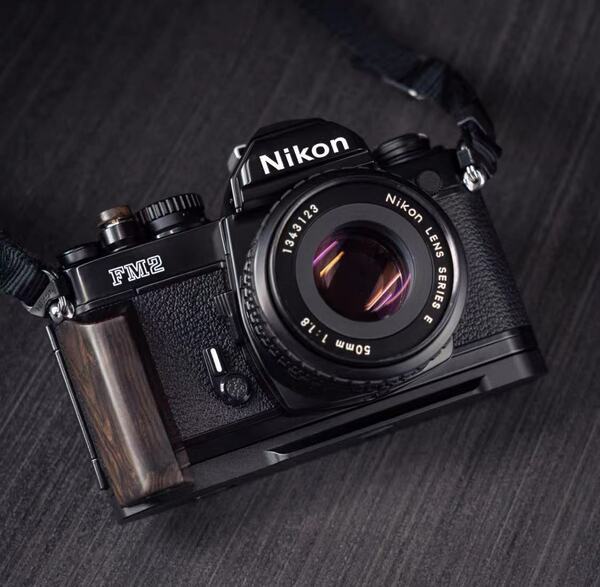 新品 Nikon ニコン FM2、FM3A、FM、FE、FE2用 ハンドグリップ