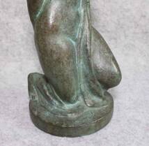 金属工芸◆置物　銅像　裸婦　在銘◆月芳 ブロンズ像　25cm　女性像　 bronze 木箱_画像6