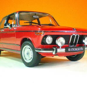 微難あり AUTOart 1/18 BMW 2002tii L 1974 マルニ ラグジュアリー Luxury オートアート Aa ゆうパック80サイズ送料着払いの画像5