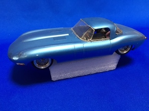 1/24 スロットレーシングカー完成品 Jaguar XK-E（Eタイプ）