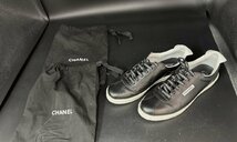 〓 【CHANEL シャネル ココマーク レザー レースアップ ローカット スニーカー サイズ40 G34085 ブラック 保存袋付き】HO9499_画像2