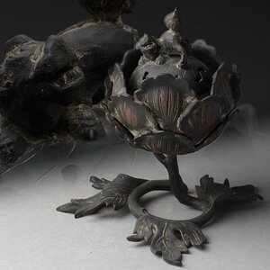 EQ773 時代 古銅 富貴牡丹形 銅香炉 幅16.8cm 重1.2kg・銅獅子摘牡丹形香炉・獅摘牡丹形香炉・香爐 仏教美術