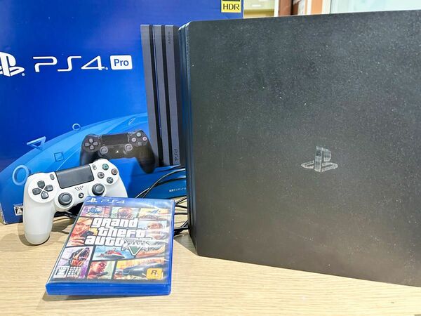 SONY PlayStation4 大容量2TB 本体　コントローラー　グランドザフトオートV付　