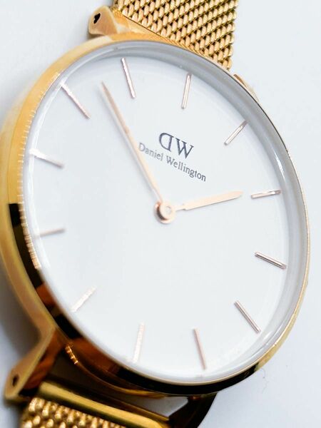 ダニエルウェリントン ローズゴールド白文字盤 Daniel Wellington レディースクォーツ腕時計　32mm