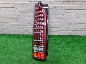 トヨタ ハイエース ヴァレンティ 左テールランプ LEDテール 112049