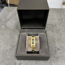 【動作未確認】GUCCI グッチ 時計 ゴールド 3900L クォーツ quartz スクエア 中古_画像1