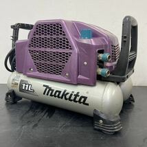 ZE#206 【限定カラー】動作品 makita エアコンプレッサ AC462XL 11L マキタ エアーコンプレッサー 50/60Hz _画像3