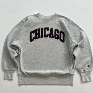 シンプル美品90’s刺繍タグLサイズCHICAGOチャンピオンChampionリバースウィーブ ビンテージ カレッジ スウェットREVERSE WEAVE古着 シカゴ