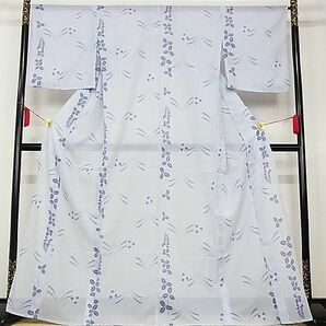 平和屋川間店■夏物 小紋 絽 舞花文 着丈167cm 裄丈66.5cm 洗える着物 A-ck2735の画像2