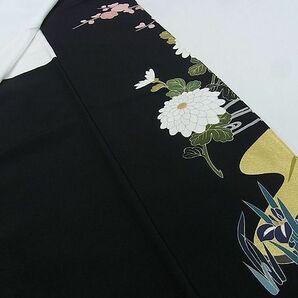 平和屋2■豪華黒留袖 作家物 駒刺繍 鴛鴦流水枝菊文 金彩 逸品 DAAA9095oxの画像9