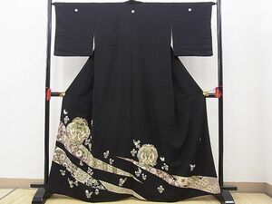 平和屋野田店■豪華黒留袖　作家物　向かい鳳凰花蝶文　本金箔　逸品　n-hv4680