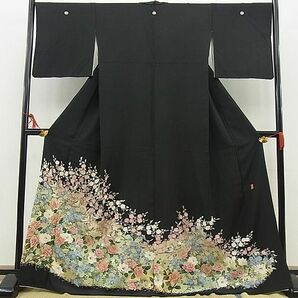 平和屋野田店■豪華黒留袖 作家物 花鳥枝桜文 金彩 逸品 n-fw6123の画像1