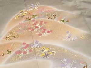 平和屋野田店■訪問着　手描き　刺繍　重ね山花文　暈し染め　金彩　逸品　n-yc6553