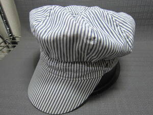 TOMMY HILFIGER トミーヒルフィガー　キャスケット　帽子　白×グレー ストライプ　58cm　S2403C
