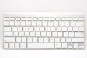 【概ね美品】Apple Wireless Keyboard (US) MC184LL/B A1314 シルバー #4213