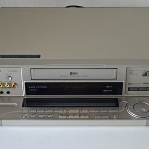 Panasonic パナソニック S-VHS ビデオデッキ NV-SB800W 管理B-112の画像3