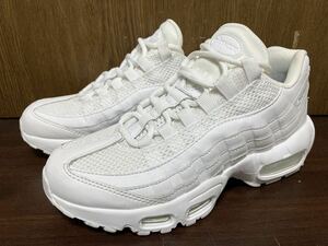 WMNS AIR MAX 95 "NEXT NATURE WHITE" DH8015-100 （ホワイト/メタリックシルバー/ホワイト）