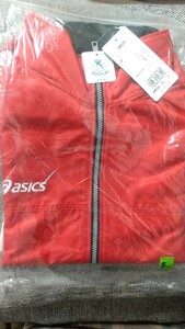 ネコポス送料無料　未使用　ウインドブレーカー上　アシックス　Sサイズ　赤　　ASICS　windbreaker