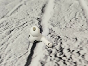 【売り切り】 AirPods Pro エアーポッズ A2084 イヤホン