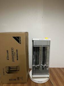 数回使用 美品 ダイキン 遠赤外線暖房機 セラムヒート DAIKIN ERFT11VS-W 2018年 動作品 佐川急便発送・直引取可 川崎区