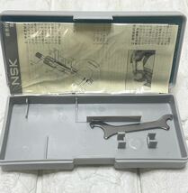 希少！ 未使用☆ NSK MICROMETER マイクロメーター 25mm YAB02 M 測定器 日本製 0-25mm お宝 コレクター コレクション P11_画像5