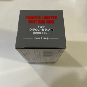 トミカリミテッドヴィンテージ トヨタ クラウン セダン 東京無線タクシー LV-N219aです。未使用、未開封品です。外箱に擦れ傷ございます。の画像2