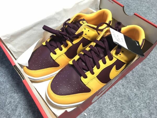 送料無料！ 新品 未使用 NIKE ナイキ Dunk Low Retro University Gold and Deep Maroon ダンク ロー レトロ アリゾナ