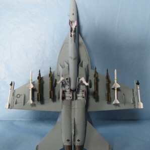 【リペイント完成品】1/144 『 F/A-18E SUPER HORNET 』VX-9 XE-444 VAMPIRES "THE FLYING BAT" (ロービジ塗装)の画像9